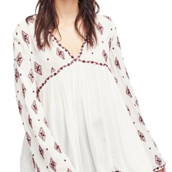 NWT Womens Diamond Embroidered Hi-Low Peasant Top - Picture 3 of 3